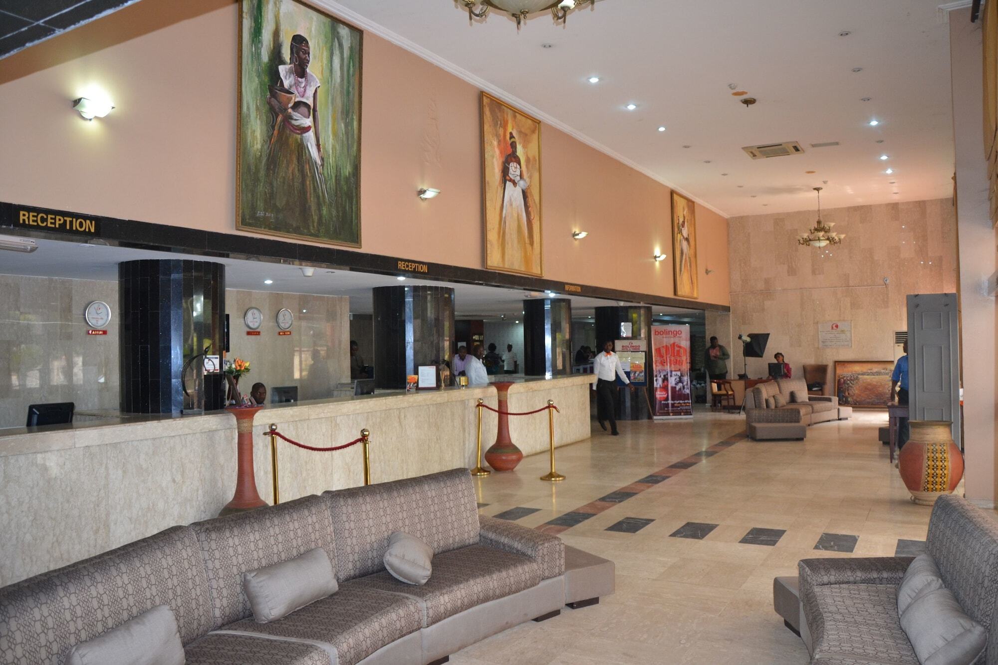 Bolingo Hotel Абуджа Екстериор снимка